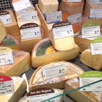 Große Auswahl Bio-Käse Biomarkt Biodelikat Bad Tölz